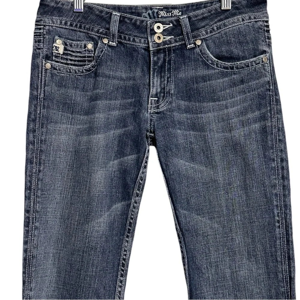Miss Me Harvard Wash Bootcut Mid Rise Flap Back Pocket Cleo Jeans JP4425